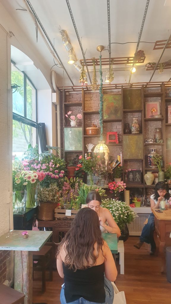café fleuriste paris ha noi 1988